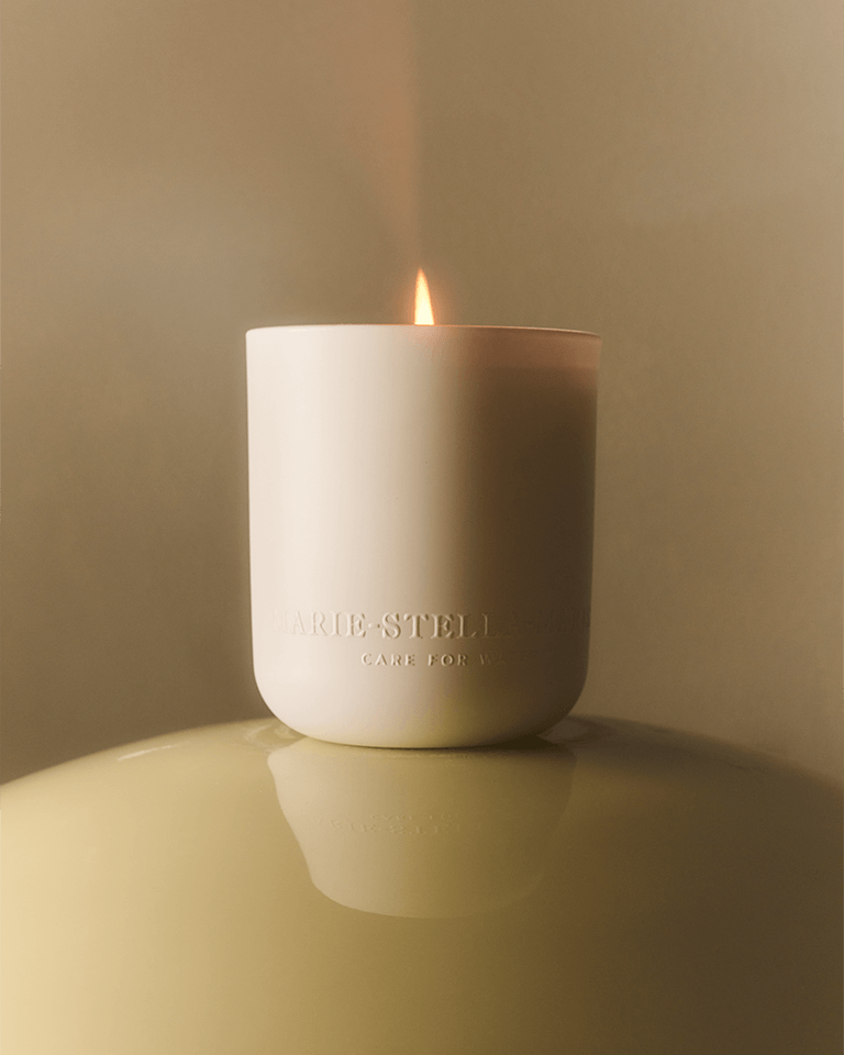 Luxurious Scented Candle (Refillable) Lemon Notes 300 gr