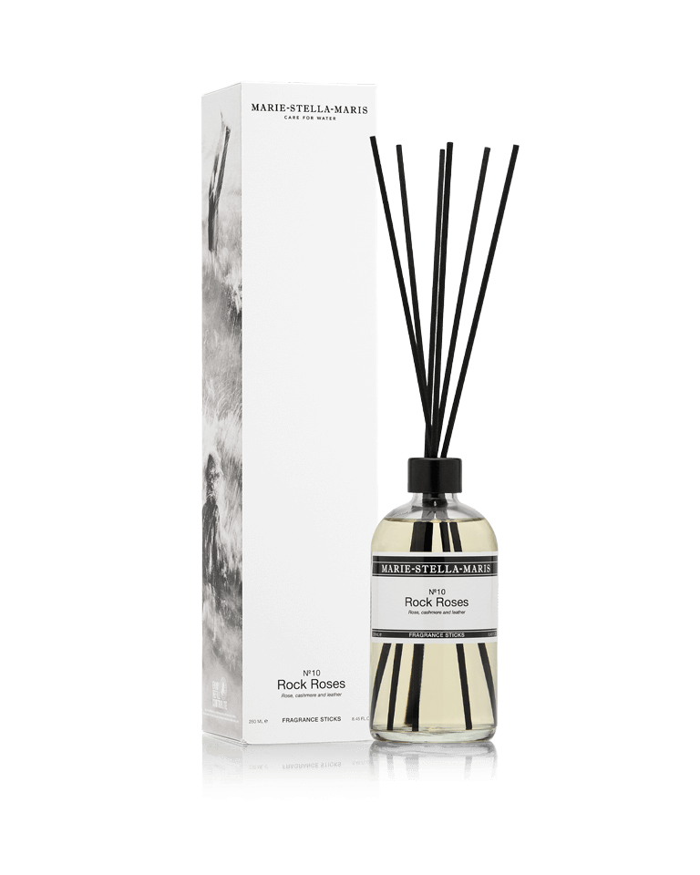 Marie-Stella-Maris Luxury Fragrance Sticks No.10 Rock Roses 250 ml diffuser with black reeds and floral fragrance for home ambiance.