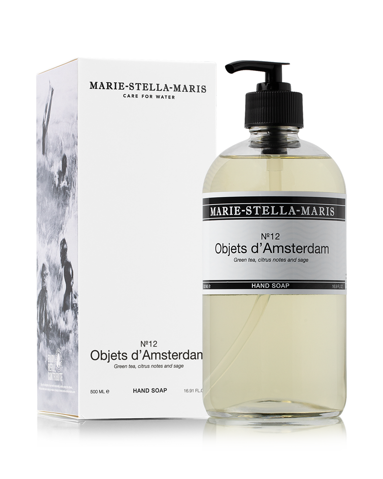 Marie-Stella-Maris No.12 Objets d'Amsterdam hand soap 500 ml in a clear bottle, black pump with packaging on a light background.