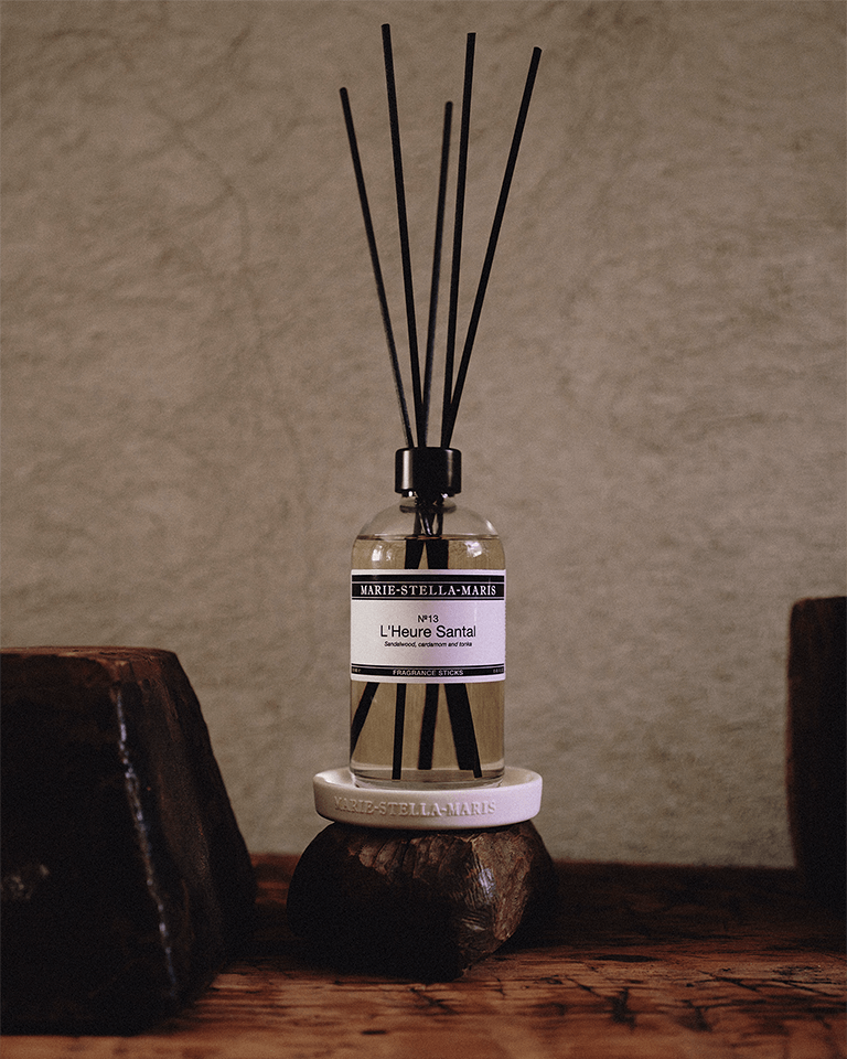 Luxury Fragrance Sticks L'Heure Santal