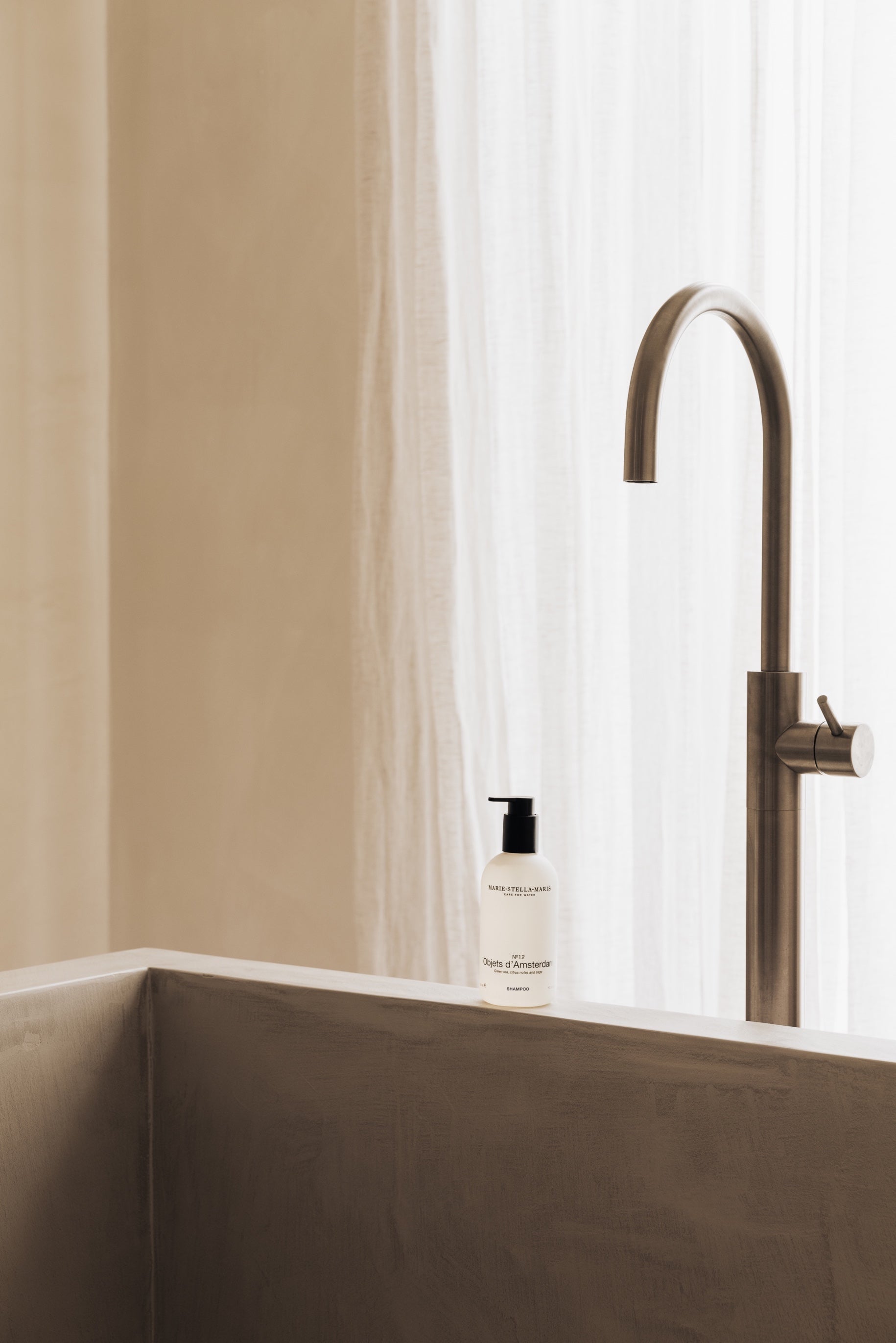 Shampoo Objets d'Amsterdam 300 ml