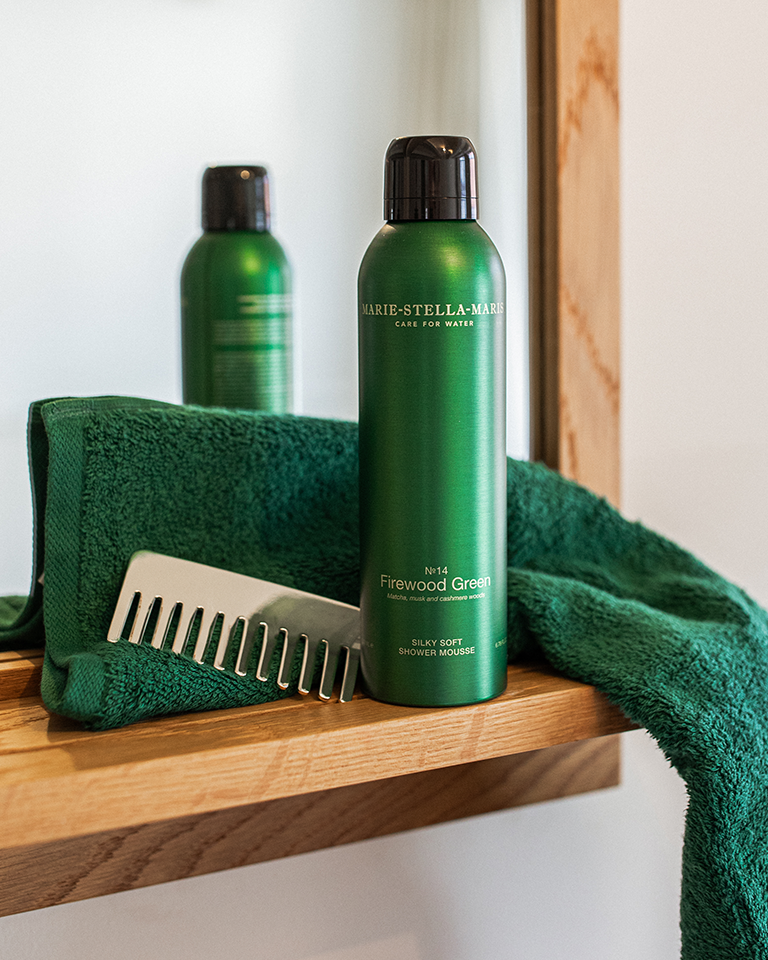 Silky Soft Shower Mousse Firewood Green 200 ml