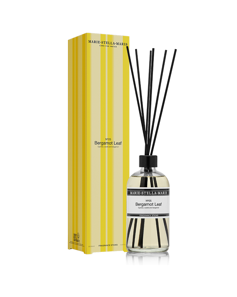 Marie-Stella-Maris fragrance sticks No.05 Bergamot Leaf, 250 ml, an invigorating scent with cypress, suede and bergamot​.